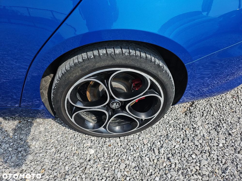 Alfa Romeo Giulia 2.0 Turbo Veloce Q4 - 28