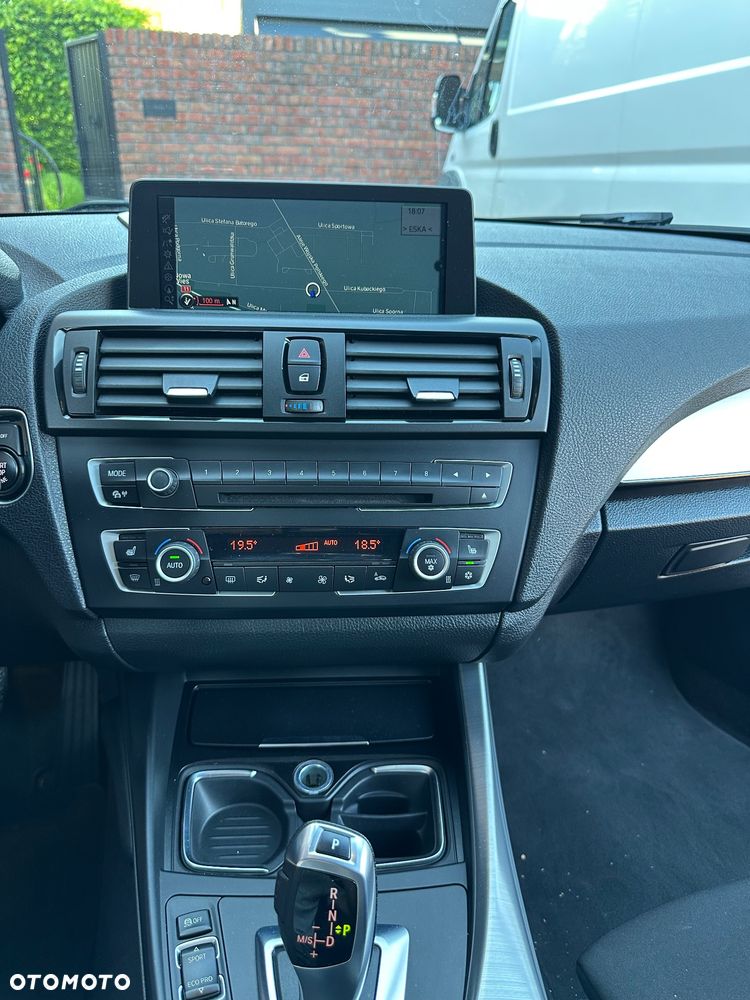 BMW Seria 1 116i Sport Line - 8
