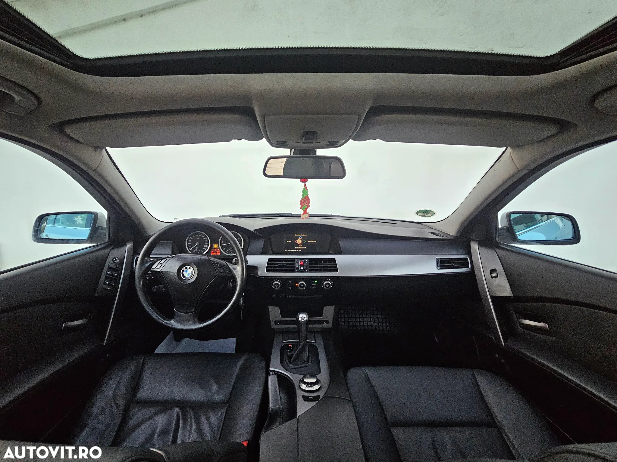 BMW Seria 5 525d Aut. - 7