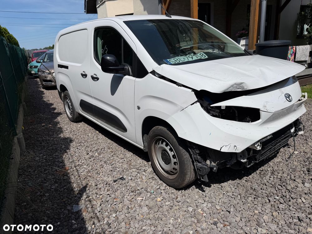 Toyota ProAce Kombi D-4D Medium 2,6t - 7