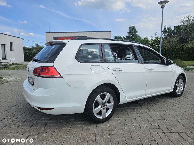 Volkswagen Golf Variant - 12