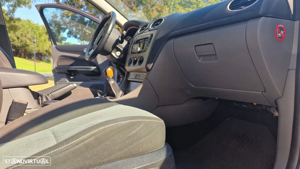 Ford Focus SW 1.6 TDCi Trend - 31