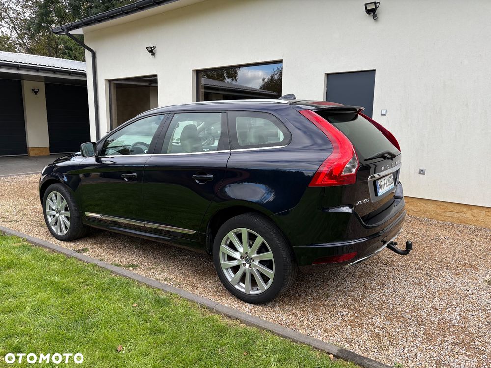 Volvo XC 60 - 8