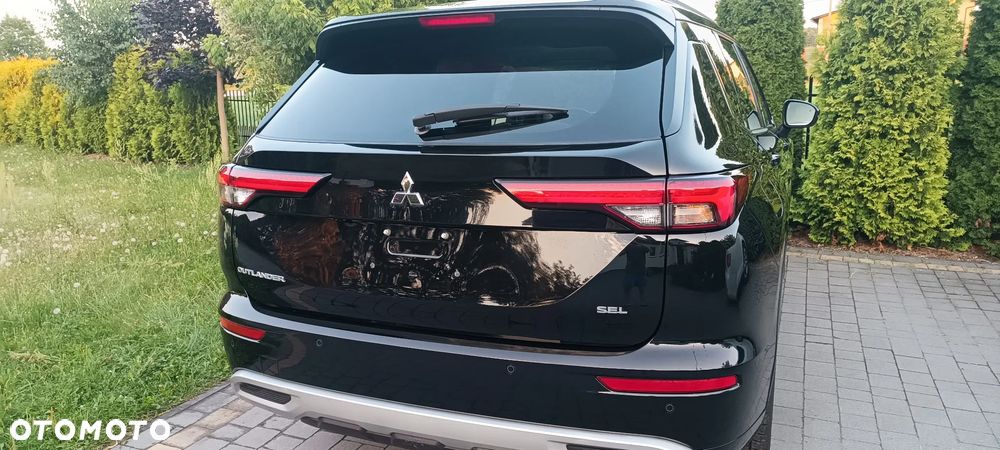 Mitsubishi Outlander - 34