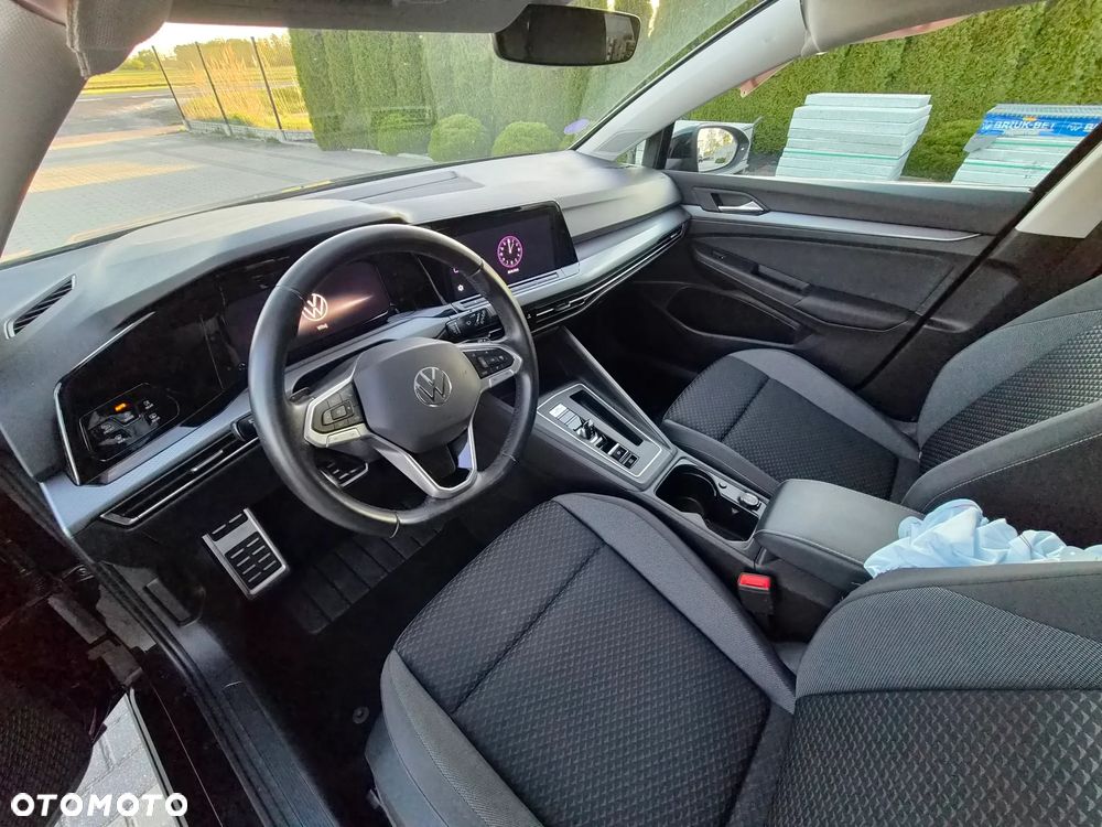 Volkswagen Golf 1.5 eTSI OPF DSG Active - 11