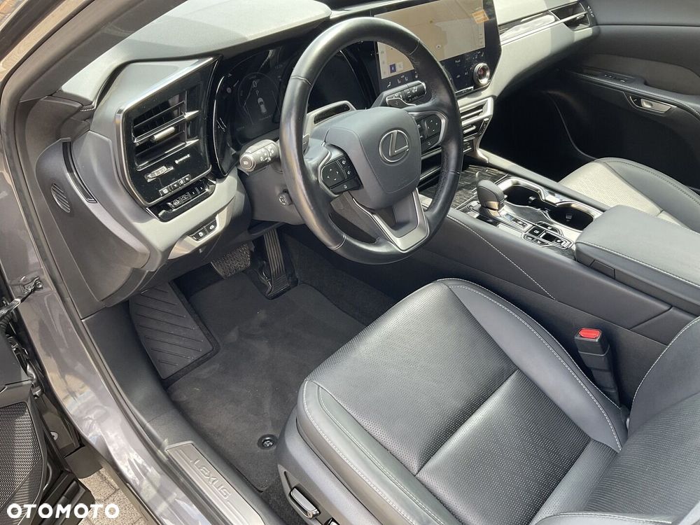 Lexus RX - 22