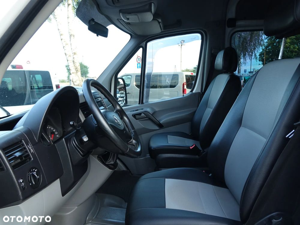 Volkswagen Crafter 5-osobowy Brygadówka + bagażnik dachowy - 13