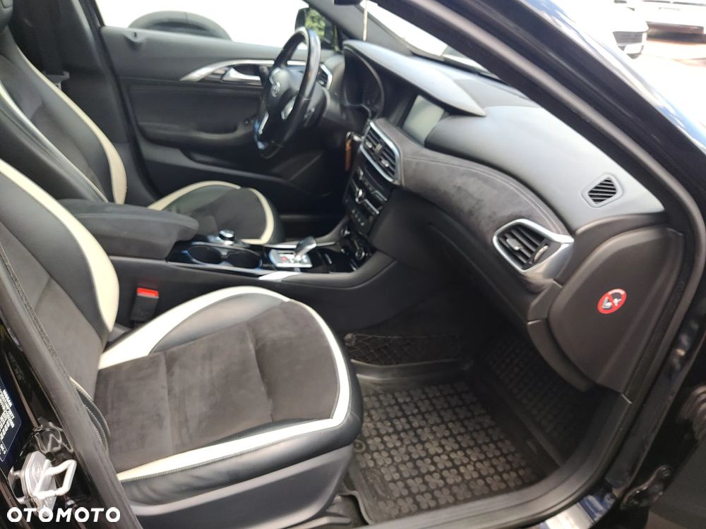 Infiniti Q30 2.2d Sport AWD 7DCT - 18