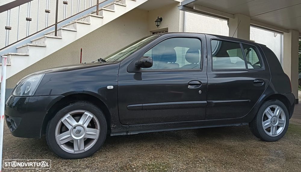 Renault Clio 1.2 16V SE Storia - 3