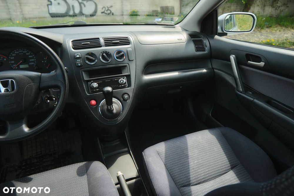 Honda Civic 1.4i S - 11