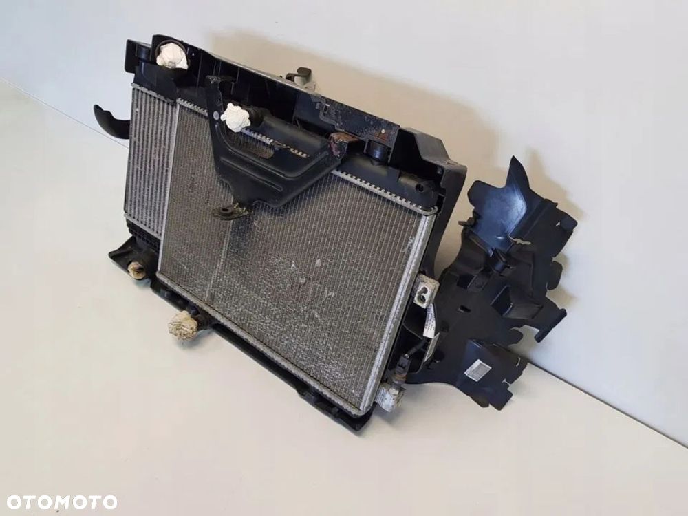 Pas przedni Chłodnica Wody Klimatyzacji Peugeot 407 1.6 HDI KOMPLET - 4