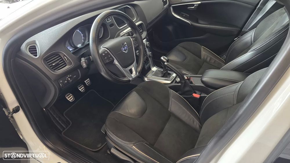 Volvo V40 2.0 D2 R-Design - 6