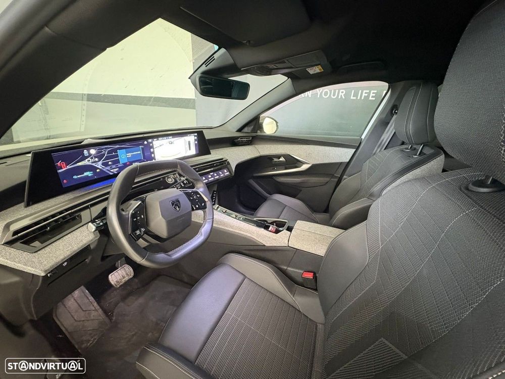 Peugeot E-5008 73 kWh Allure - 5