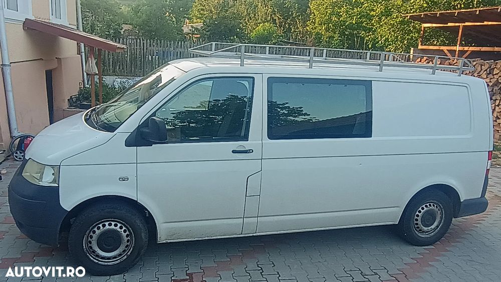 Volkswagen Transporter - 1