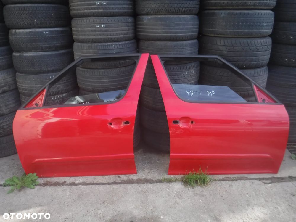 Skoda Yeti Lift drzwi przod prawe lewe szyba LF3K 8T8T ladna - 9