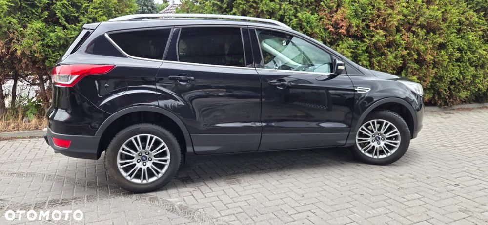 Ford Kuga 2.0 TDCi 2x4 Titanium - 19