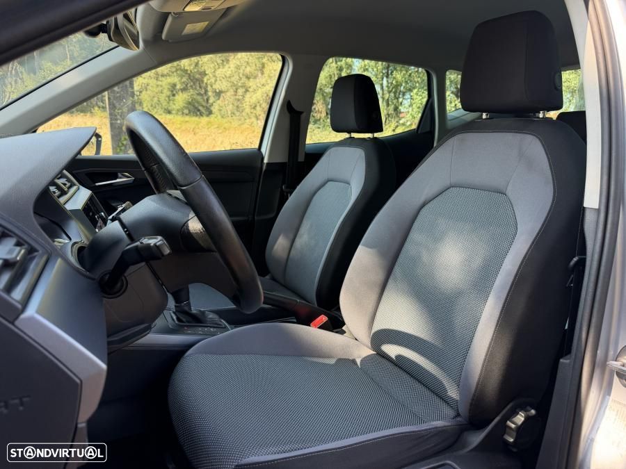 SEAT Arona - 12