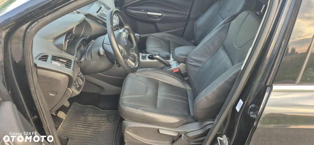 Ford Kuga - 8