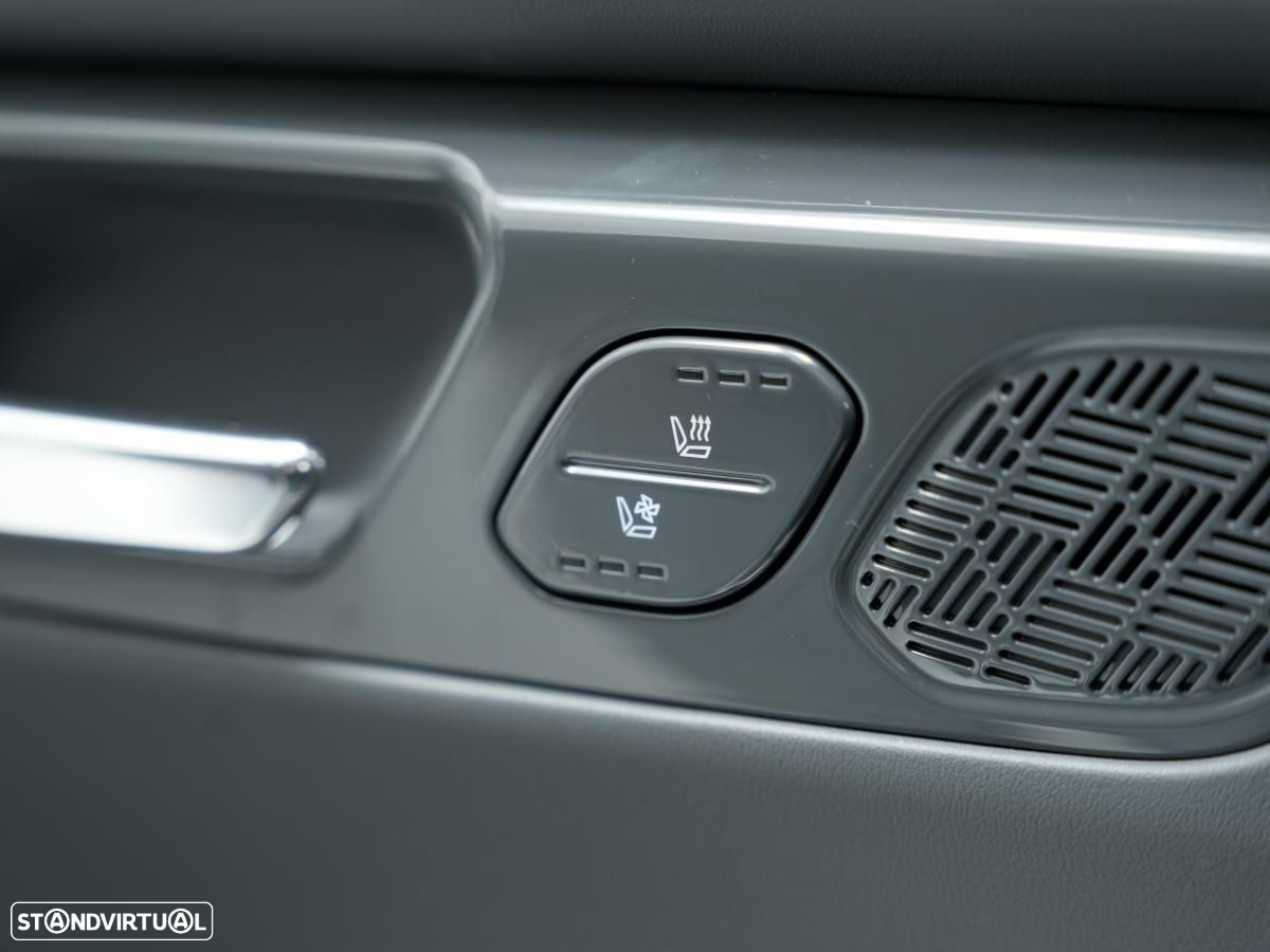 Kia EV9 99,8-kWh RWD Earth - 29