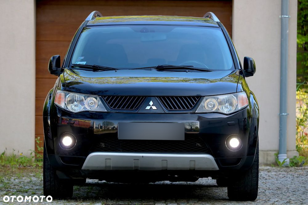 Mitsubishi Outlander 2.2 DID Intense + - 15