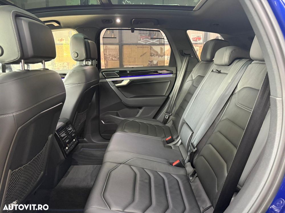 Volkswagen Touareg - 28