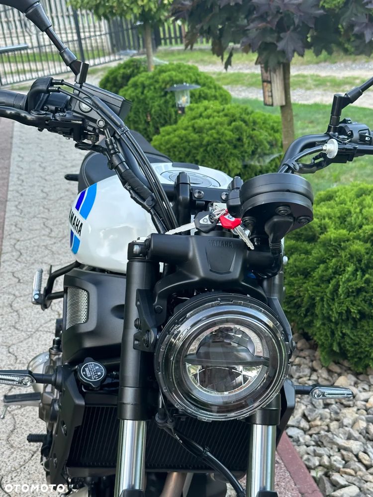 Yamaha XSR - 13