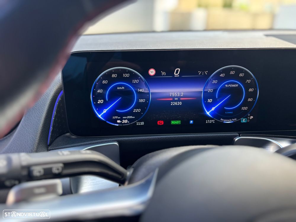 Mercedes-Benz EQB 250+ AMG Line - 11