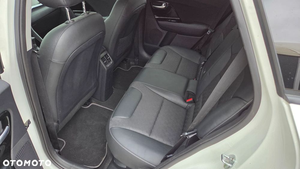 Kia Niro - 11