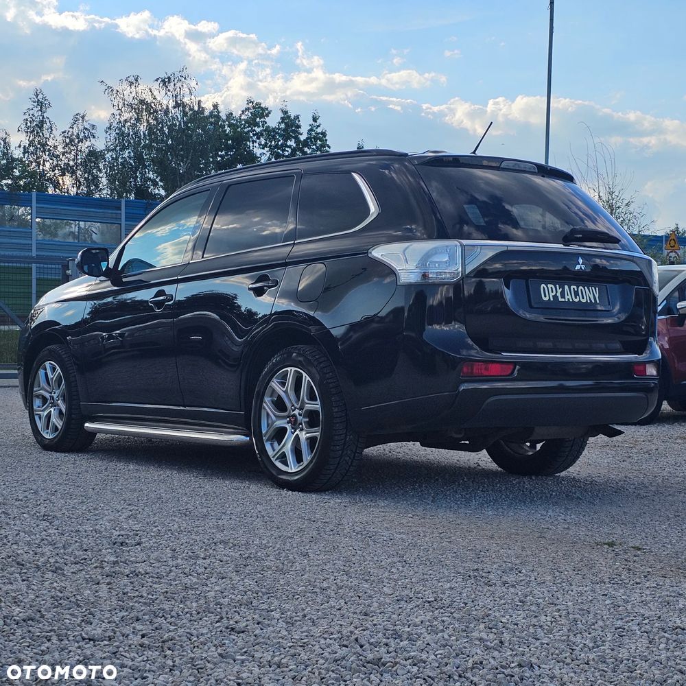 Mitsubishi Outlander - 7
