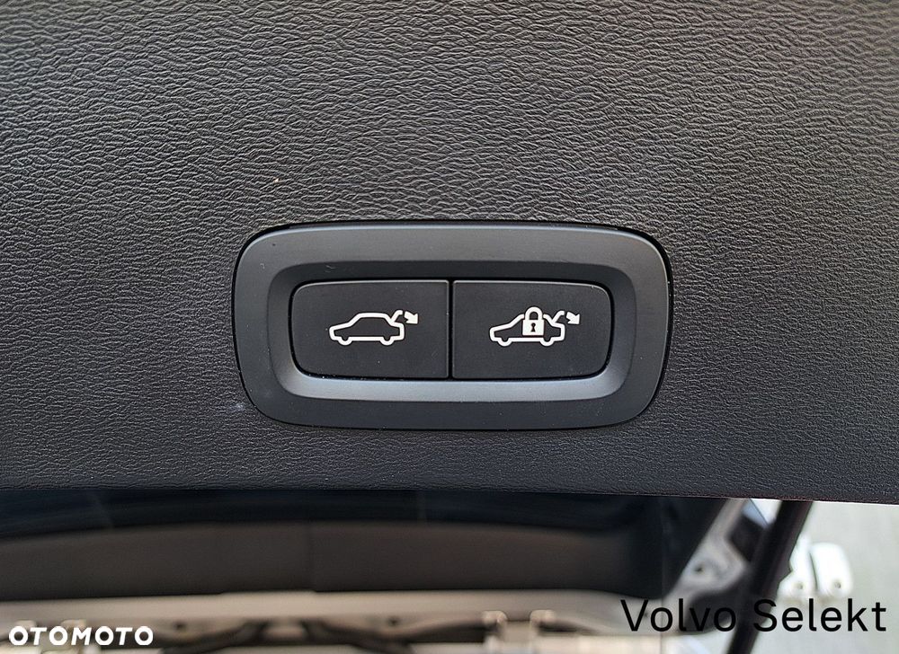 Volvo XC 40 - 33