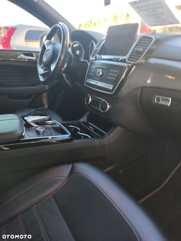 Mercedes-Benz GLE 350 d 4-Matic - 12