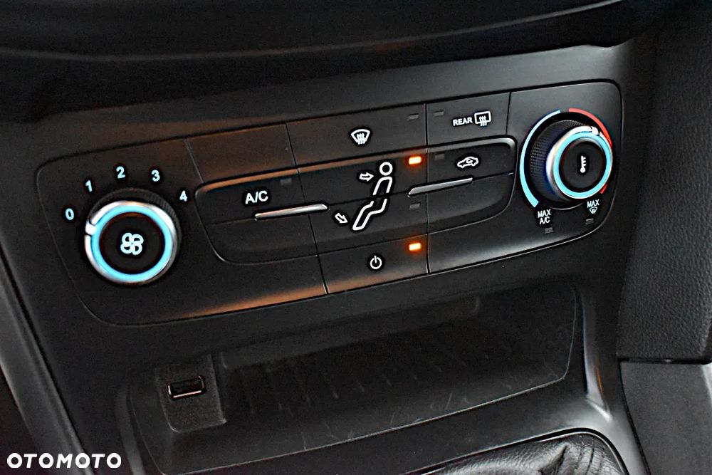 Ford Focus 1.5 TDCi Platinium X - 23