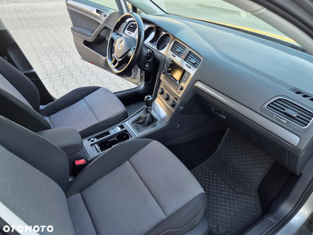 Volkswagen Golf 1.2 TSI BlueMotion Technology Cup - 12