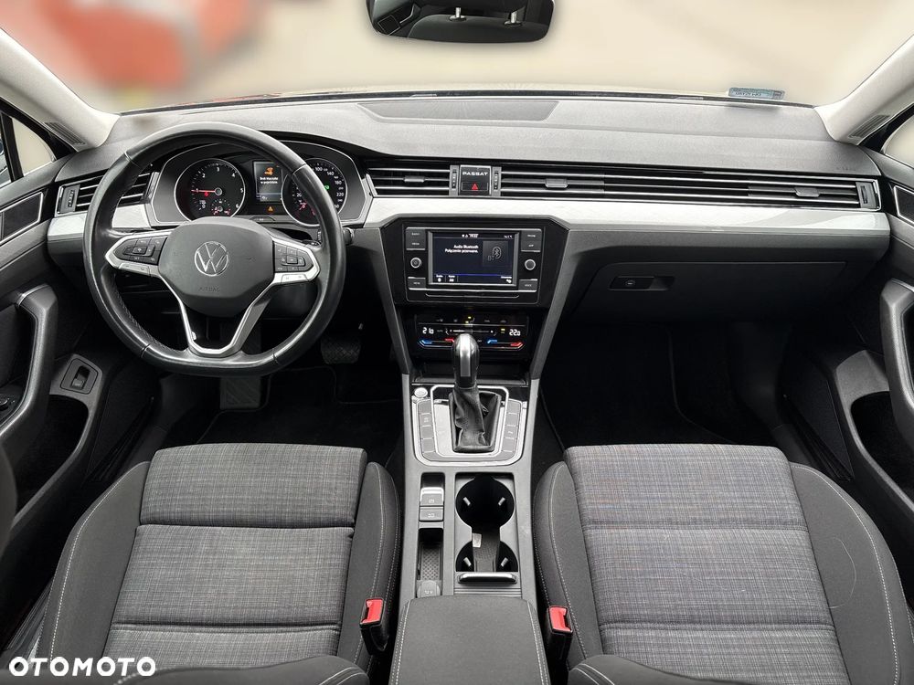 Volkswagen Passat Variant 2.0 TDI EVO Business DSG - 20