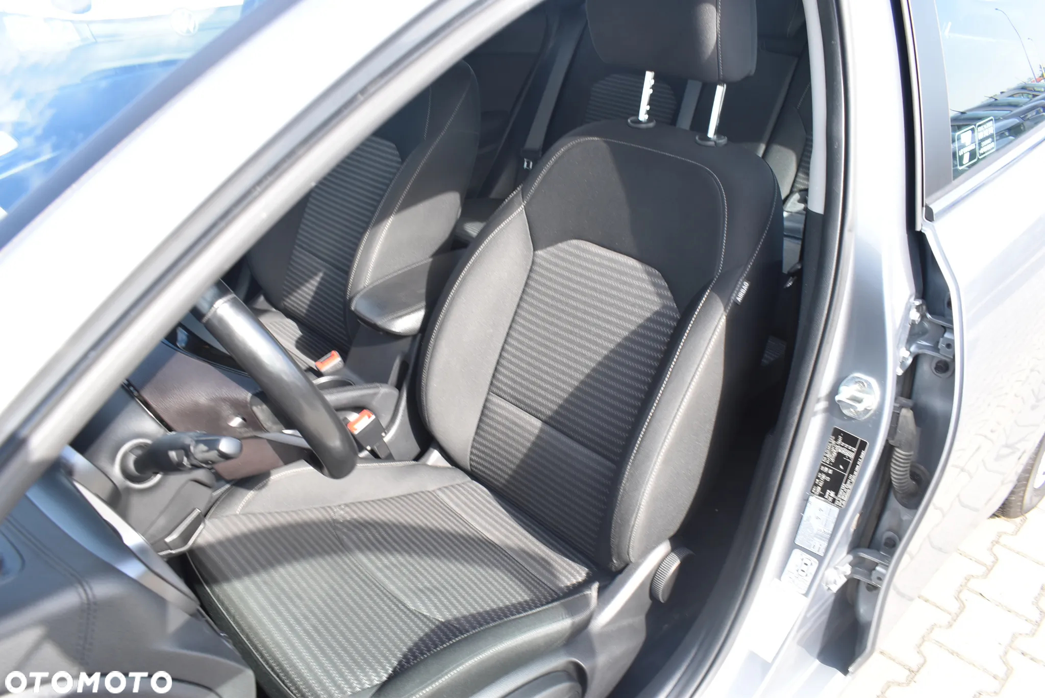 Kia Ceed 1.5 T-GDI M - 11