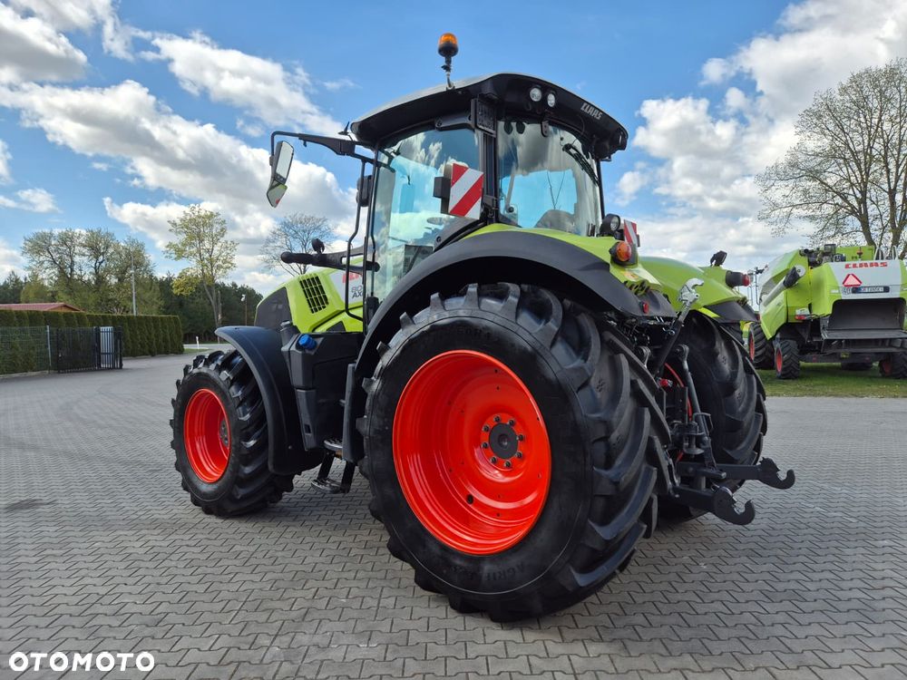 Claas Axion 800 CIS - 6