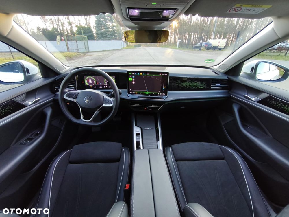 Volkswagen Passat 2.0 TDI SCR DSG Elegance - 21