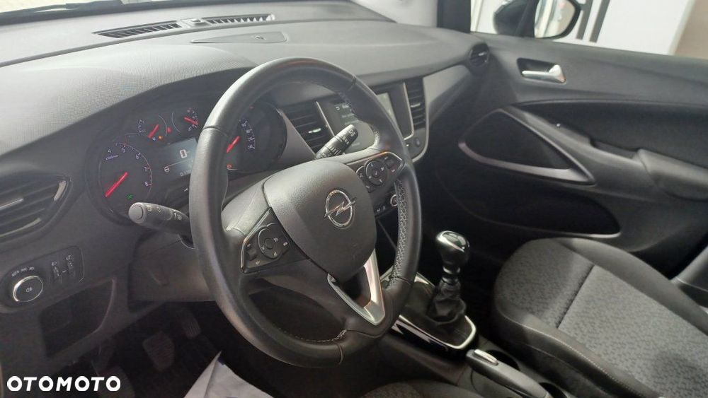Opel Crossland - 10