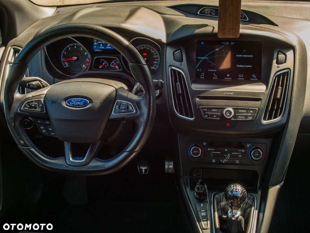 Ford Focus - 32