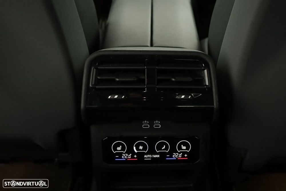 BMW i5 xDrive40 Edição Desportiva M - 29