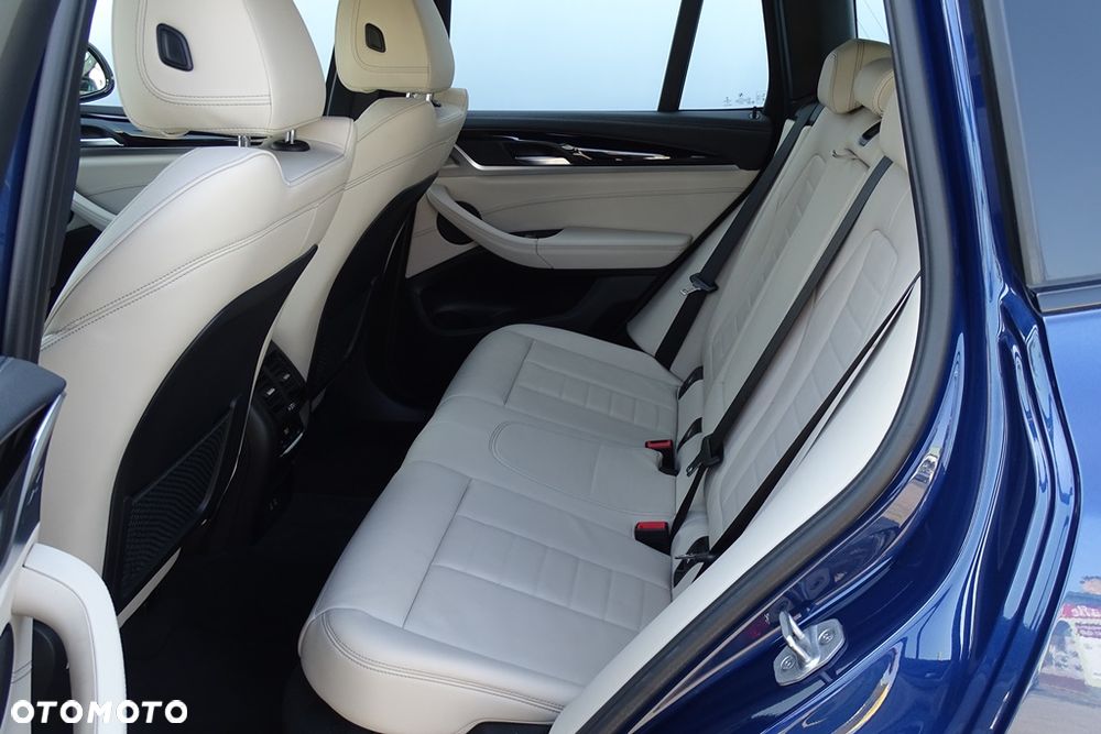 BMW X3 M M40d mHEV sport - 29