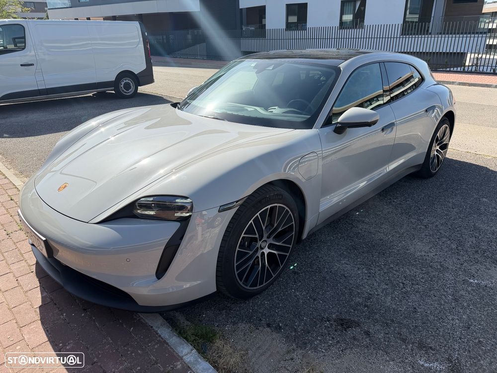Porsche Taycan Sport Turismo Standard - 2