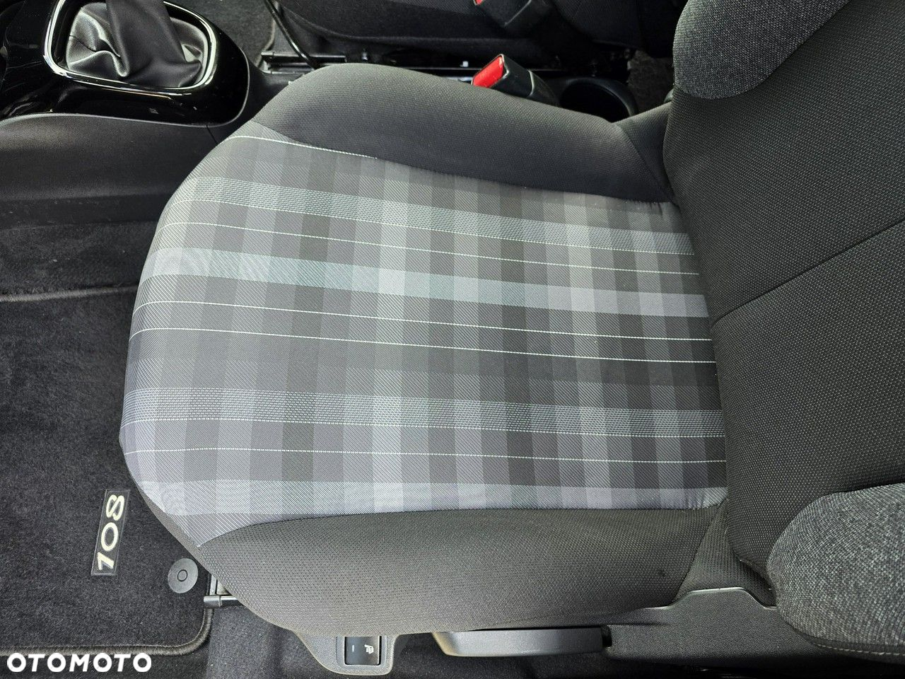 Peugeot 108 - 9