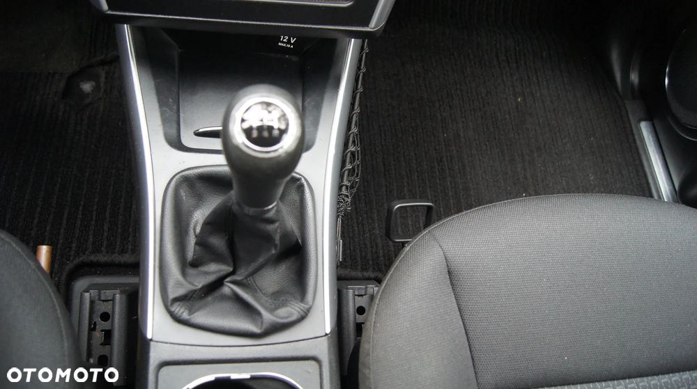 Mercedes-Benz Klasa B 150 Special Edition - 18