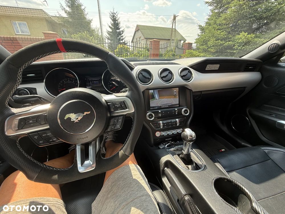 Ford Mustang 5.0 V8 GT - 9