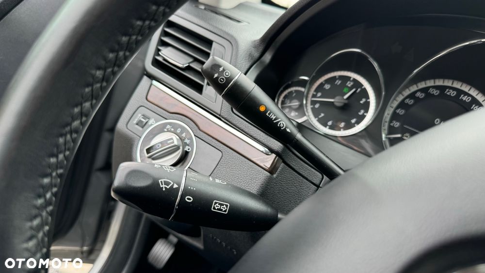 Mercedes-Benz Klasa E 250 CGI BlueEffICIENCY - 20