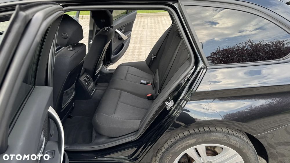BMW Seria 3 316d Advantage - 13