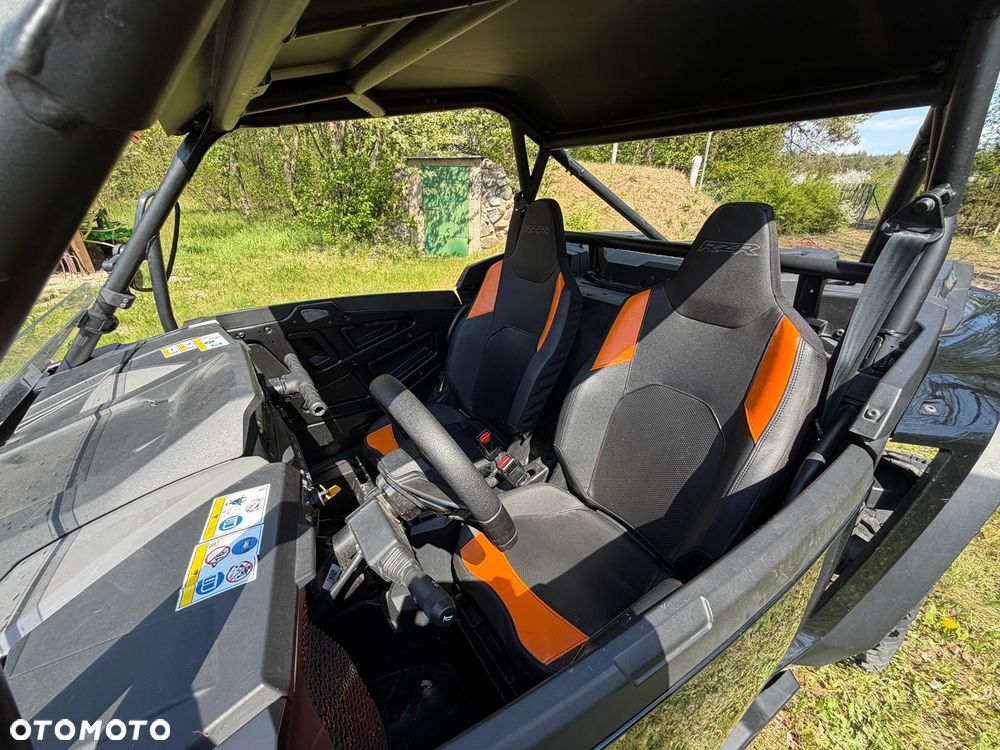Polaris RZR - 24