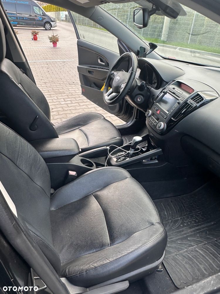 Kia Ceed 1.6 L Euro2012 - 12