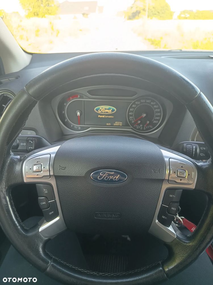 Ford Mondeo 2.0 TDCi Titanium - 22